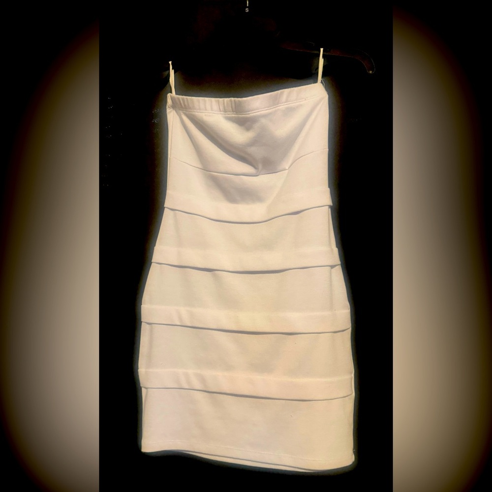 White strapless bodycon dress. Perfect for a white party, simple & super cute.
